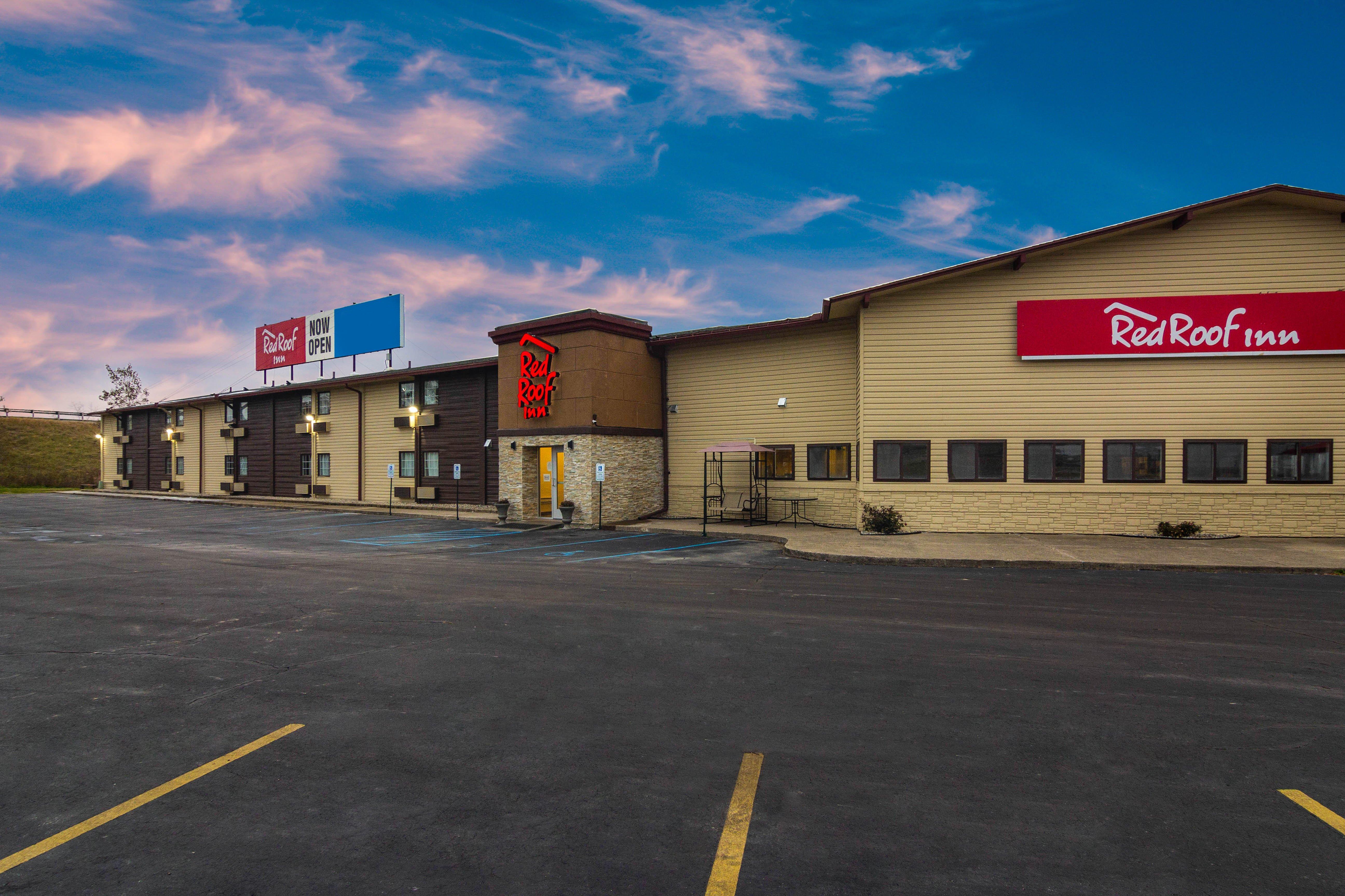 Red Roof Inn Perrysburg Exteriör bild